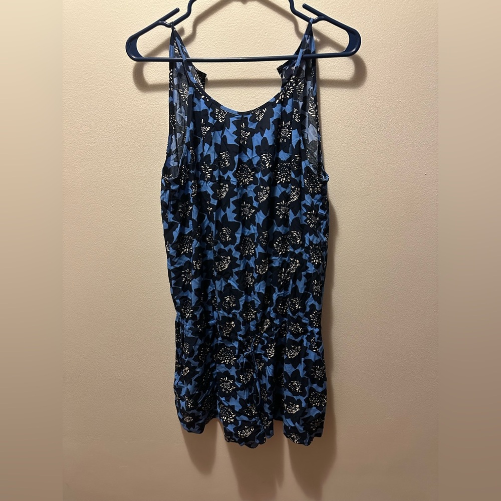 GAP Blue and Black Floral Romper with pockets size Medium